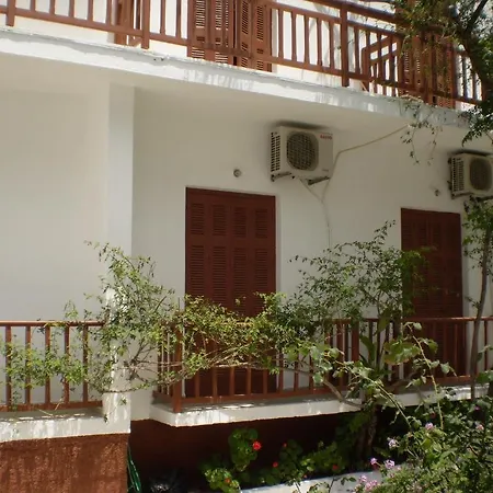 Maroulis Hotel Naxos City