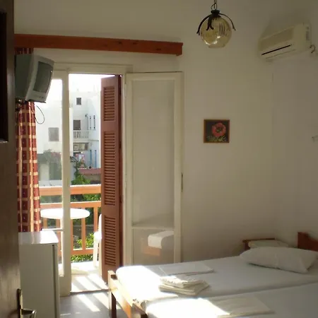 Maroulis Hotel
