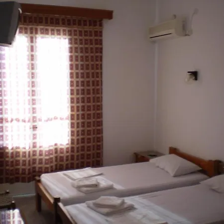 Hotel Maroulis Naxos City