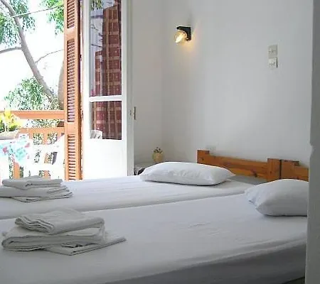 Maroulis Hotel Naxos City