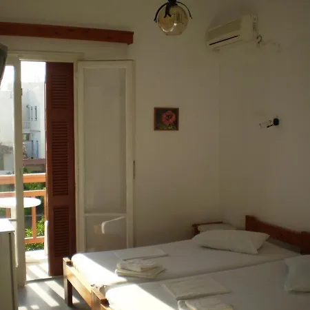 Maroulis Hotel Naxos City